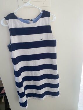 Vineyard Vines  Preppy Navy and White Stripe Shift. Dress M